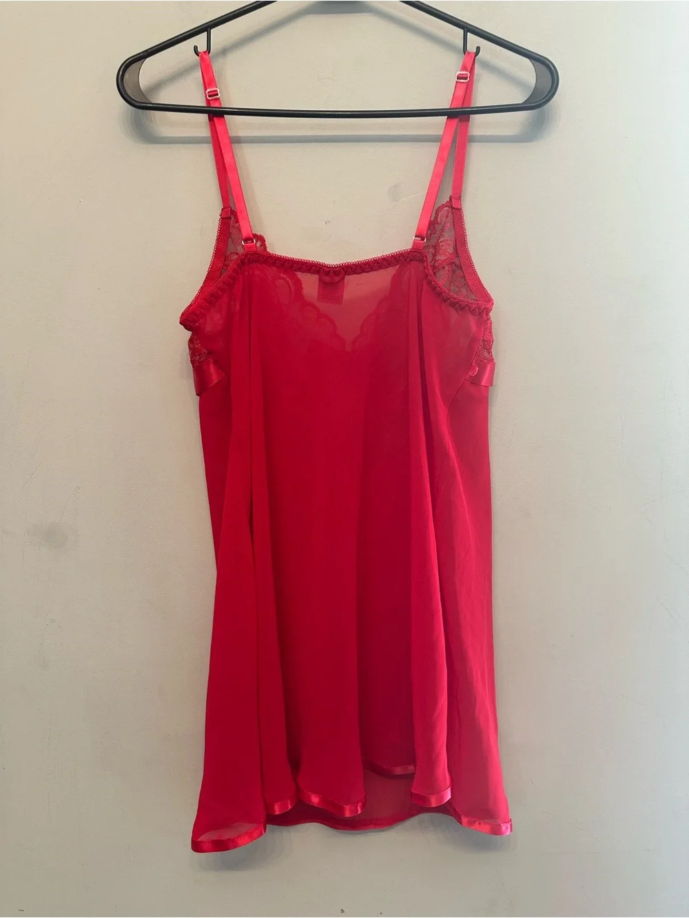 Vintage Y2K Unbranded Red Lace & Satin Chemise w Rose & Bow Detail Medium
